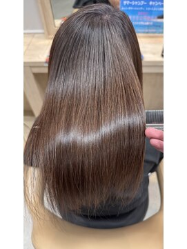 ラディシュ さがみ野(RADISH) 髪質改善メテオカラー髪ロングレイヤー透明グレージュ