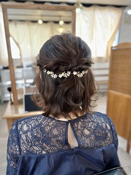 キャンバス(CANVAS) お呼ばれアレンジ