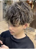 原宿ハイライトカラールーズヘアシャドウパーマラウンドマッシュ