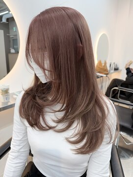 ベア(Bear) レイヤーカット/ダブルカラー/ハイトーン/ミルクティーベージュ