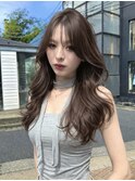 レイヤーカットくびれヘアブリーチなし透明感ロング表参道