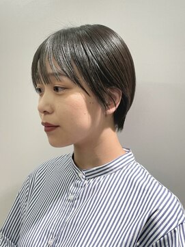 ニール 名古屋 伏見 丸の内(NEELU) コンパクトショート×オリーブベージ