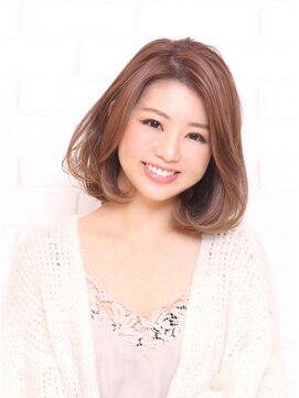 ヘアージェニック(hair genic) フワッとカールで愛されボブ