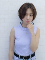 パコ(Paco) 今旬☆センターパートが大人で可愛い前下がりショート♪