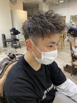 エル(EL by green) 《tomi》刈り上げショート×ツイストスパイラル