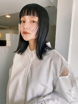 オン眉　レイヤー_アッシュブラック