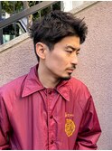 大人の無造作ツーブロックスパイキーショート 黒髪短髪
