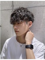 ロンド アンブル 四条烏丸(Lond ambre) 【Lond ambre】萱原大幹 波巻きパーマ/ツーブロック/黒髪T