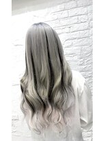 ウーロス(uros.)&nbsp;エクステ×ローライト