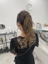 ブラウン(Brown)&nbsp;ポニーテールアレンジ