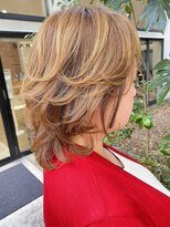 サラ 山口店(SARA)&nbsp;ミセスミディアムレイヤー、ハイトーングレーカラー