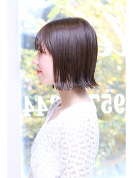 アエレ(Aere) 【Aere池袋】シースルーバング×外ハネ×グレージュ☆小林