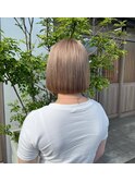 ミルクティーベージュ