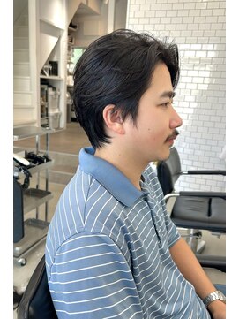 ソーンズ ヨイク(thorns YOIKU) 刈り上げないかきあげショートスタイル