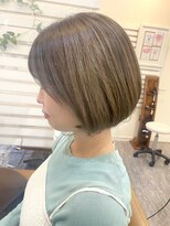 アイリス(ailis)&nbsp;ミニボブ×透明感カラー