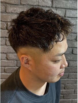 クラージュ(Courage) イキってなんぼフェードツーブロックスタイル