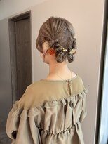 ポノ(po_no) お呼ばれヘアアレンジツインヘア