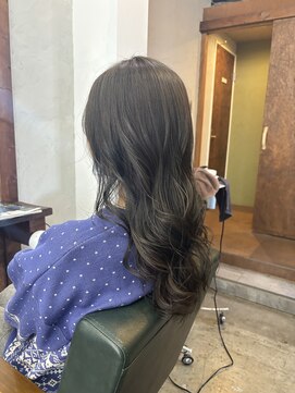 ヘアメイク デザート(HAIR MAKE DESART) 木村法子【ターコイズブルー×ロングレイヤー】