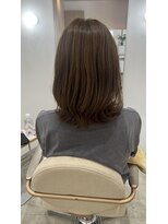 プロスプロカ(Pros-Proca)&nbsp;オリーブベージュの柔らかミディアムレイヤー