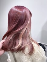 ユウル 横浜(juhl.)&nbsp;イヤリングカラーピンクヘアブリーチダブルカラーハイトーン横浜