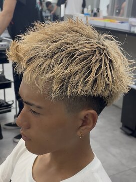 アクロ 中町店(ACRO) 広島/ハイトーン/フェード/ジェットモヒカン