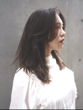 ビュートリアム 梅田(BEAUTRIUM) 重いけど/抜けのある/レイヤー