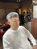 カットスペース キャロル(CUT SPACE CAROL) ツーブロフェード