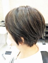 ヘアーデザインムーヴ(Hair design MOVE)&nbsp;白髪ぼかしハイライト　ショート