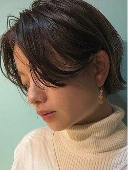 リリー(LILY)の写真/【天神】韓国レイヤーやショートボブなど人気スタイルならお任せ♪印象を左右する顔周りや前髪カットも◎