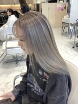 ハーツヘアーズ 五日市店(HEARTS hair's)&nbsp;ダブルカラー　ミルクティーベージュ