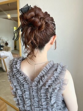 オト(oto) アップスタイル　ヘアセット　お呼ばれヘア