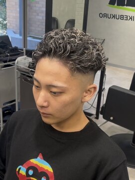 スキル 池袋(SKILL) 極道パーマ