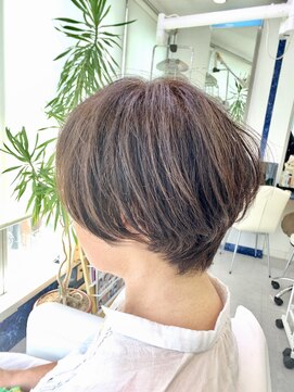 ヘアートーク アイズ(HAIR TALK I's) 丸みショートボブ