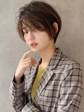 アヴァロン(AVALON) ひし形シルエット×大人ショート