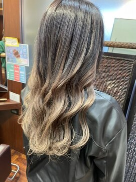 レヴェリー(REVERIE) #プルエクステ#グラデーションカラー