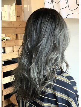 ヘアー ルシア(hair lucia) 寒色系グラデーションカラー