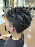 メンズ刈り上げパーマスタイル