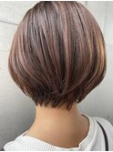 襟足可愛い♪丸みショートヘア20代30代40代ナチュラルブラウン