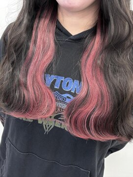 ロサ ファイブヘアー(Rosa..5Hair) エクステでインナーカラー