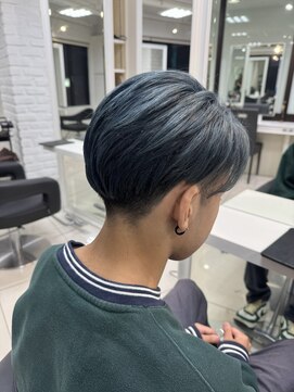 スト 静岡鷹匠(sto) MEN’S HAIR/ブルーブラック/フェザーパーマ/静岡鷹匠