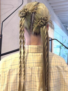 フルール(hair place Fleur) ネジネジアレンジ