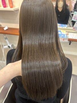 シエル 大名店(CIEL) 透明感たっぷりオリーブカラー♪