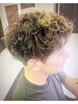 ヘアーワークスミスト 池袋店(Hair Works MIST) メンズハイライト