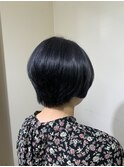 暗めブルージュのショートヘア