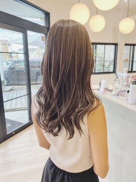 チェレ オレ 新金岡店(Chere ore) 石原さとみ風ロングウルフレイヤー/韓国風巻き/細めハイライト