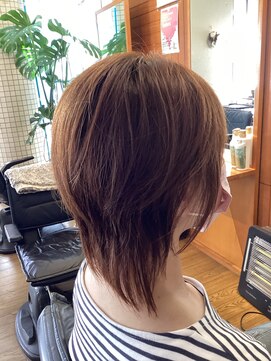 ヘアー トラスティ マリ HAIR TRUSTY MARI ウルフカット