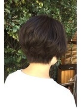 アクアマリン8810 ハチハチイチゼロ(AQUA MARINE 8810) 大人可愛い/ショコラアッシュ/ヘルシースタイル/ふんわりカール