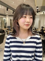 ツキ 横浜店(tuki)&nbsp;ピンクベージュイヤリングカラー前髪インナーカラー