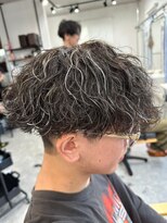 フゥ 宇都宮(FeU)&nbsp;波巻きパーマツイストスパイラルパーマメンズマッシュパーマ