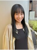 顔まわりロングレイヤーカットブルーブラックシースルーバング